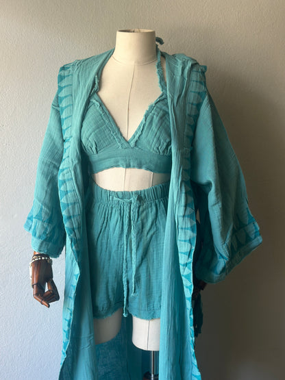 Kimono, büstiyer, şort 3’lu takım