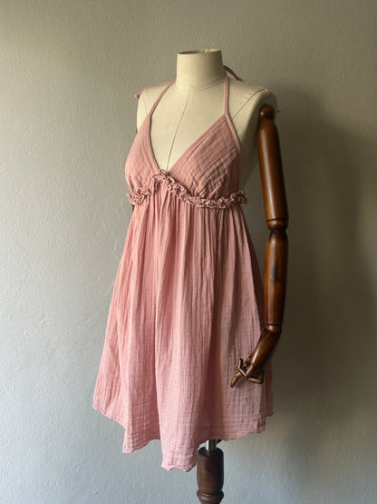 Sırt açık muslin kumaş elbise