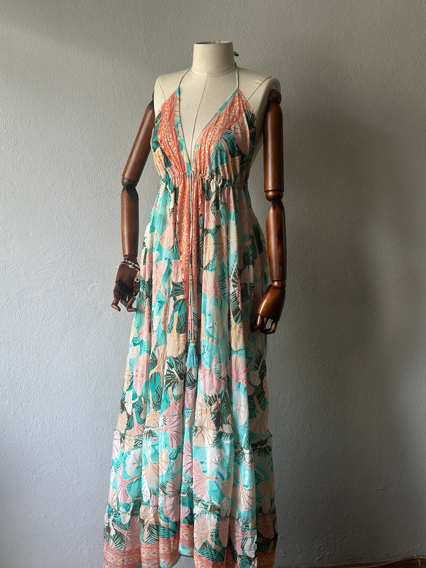 Hint İpek Sırt Açık Elbise