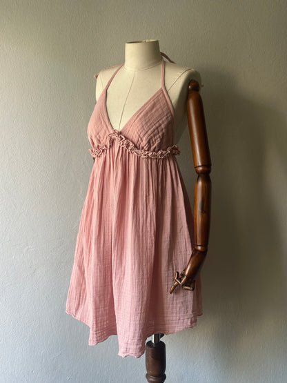 Sırt açık muslin kumaş elbise