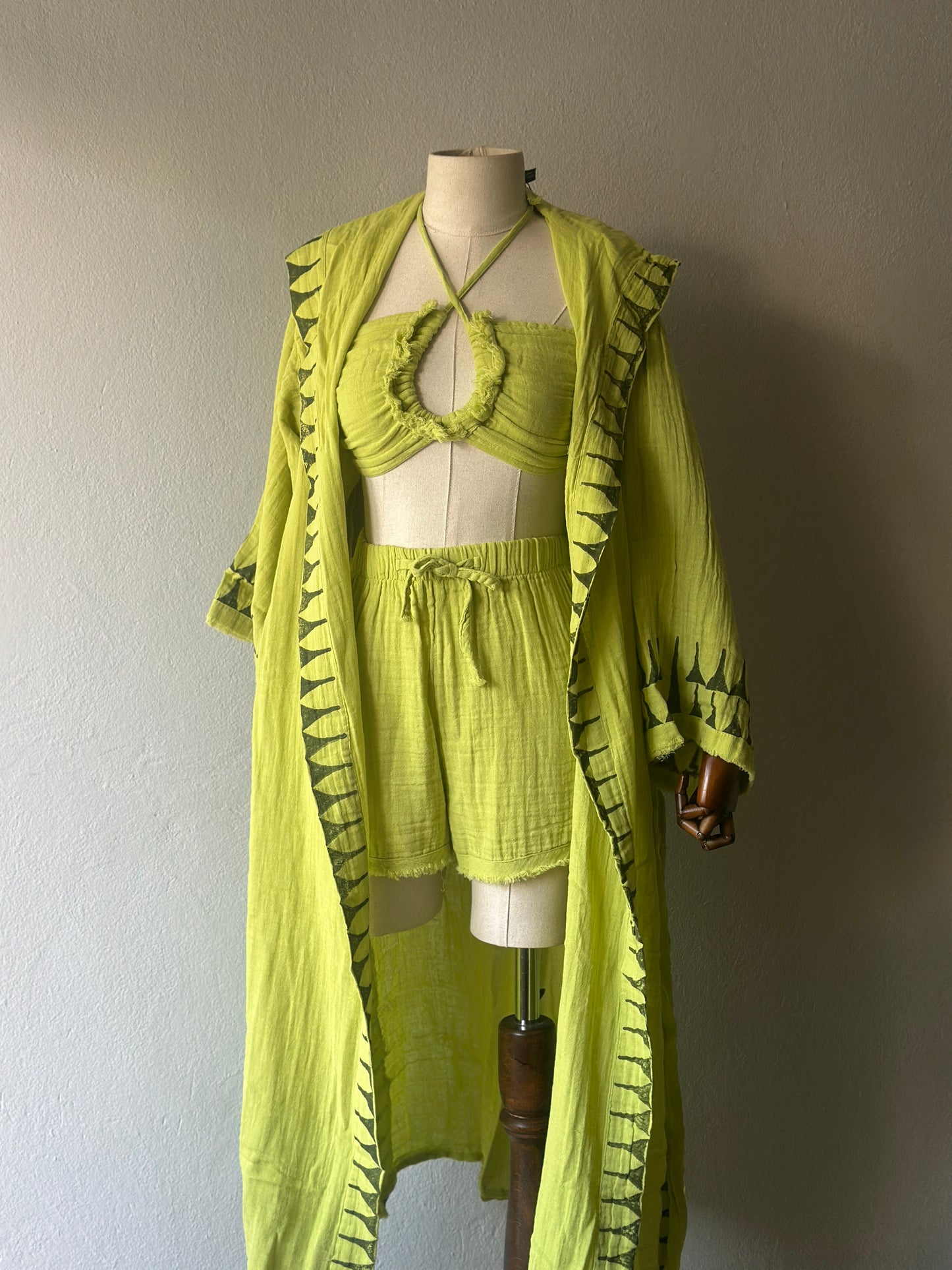 Özel Tasarım 3’lü Takım Kimono+büstiyer+şort - Fıstık yeşili