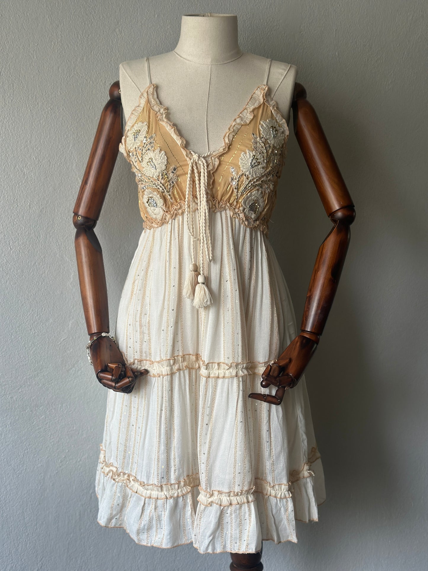 Özel Tasarım İthal El Yapımı Elbise