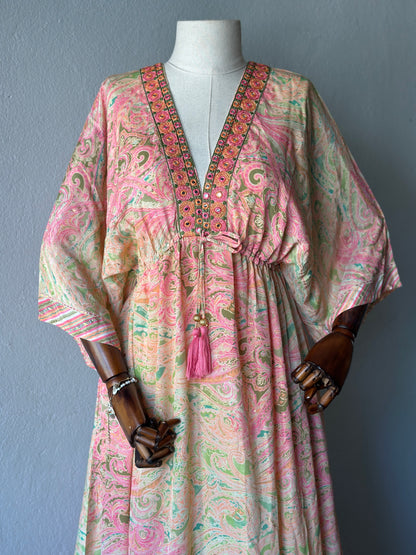 Hint İpek ithal elbise